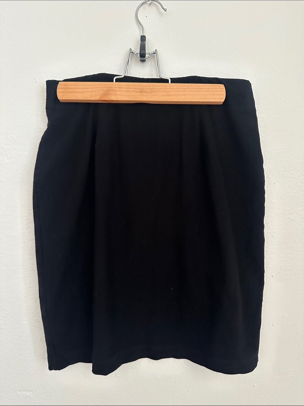 Eileen Fisher Classic Black Women's stretchy Pencil Skirt